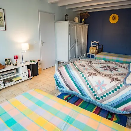 Maison Lous Amics Holiday home