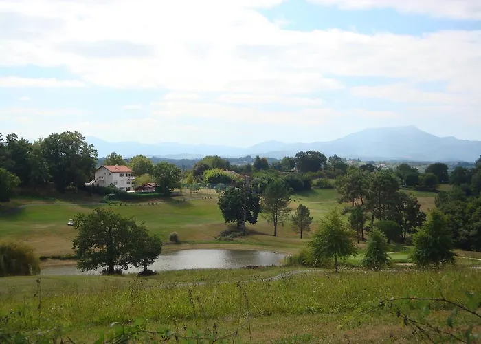 Maison Lous Amics بيت للعطل *