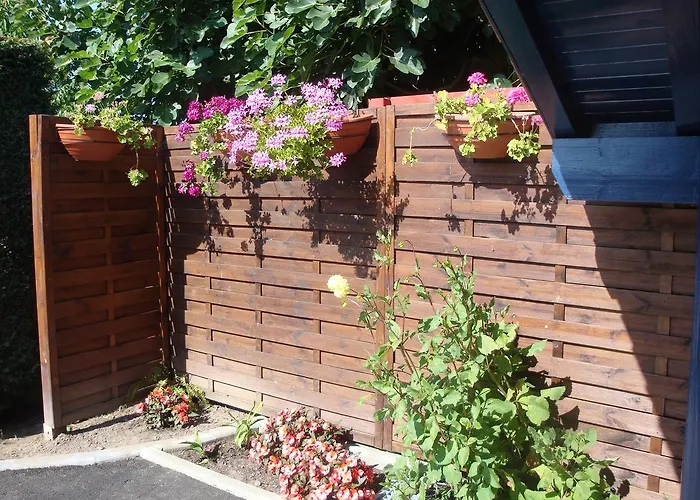 Maison Lous Amics بيت للعطل